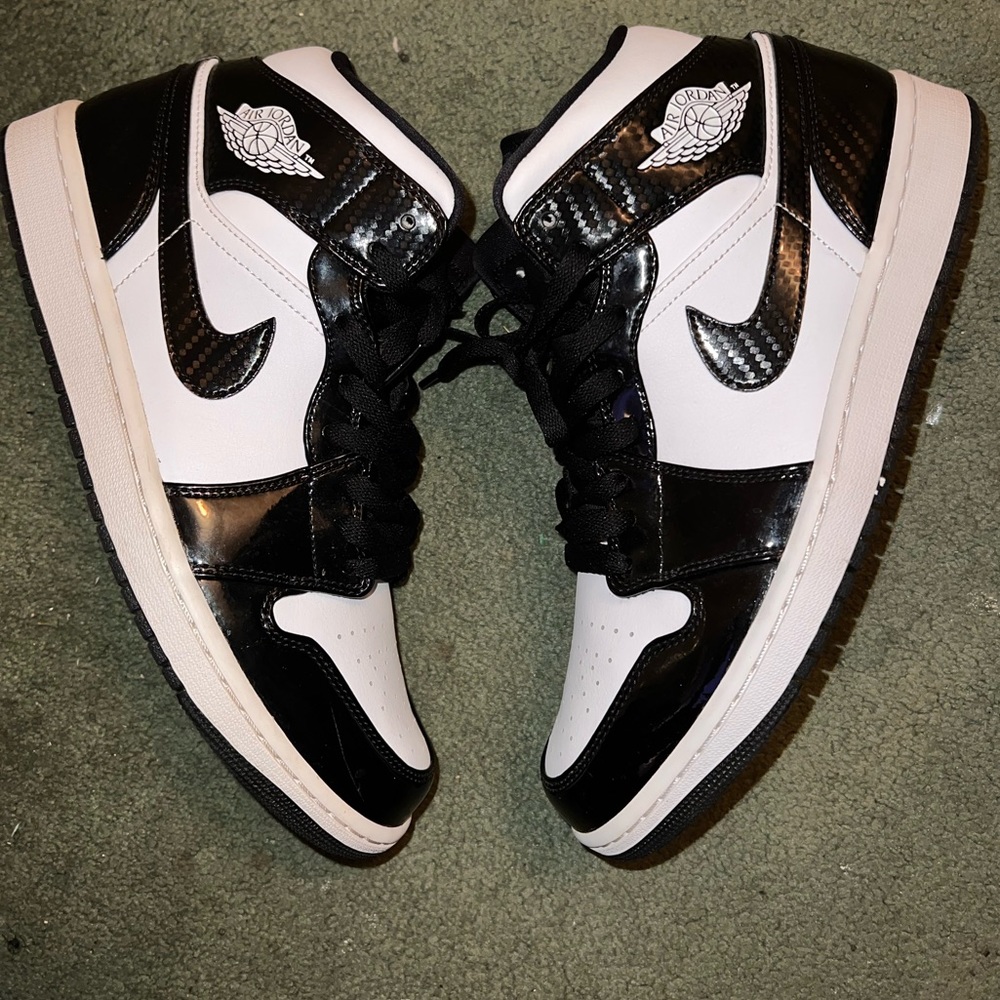 (SOLD) Jordan 1 mid se all star “carbon fiber” sz 10.5M